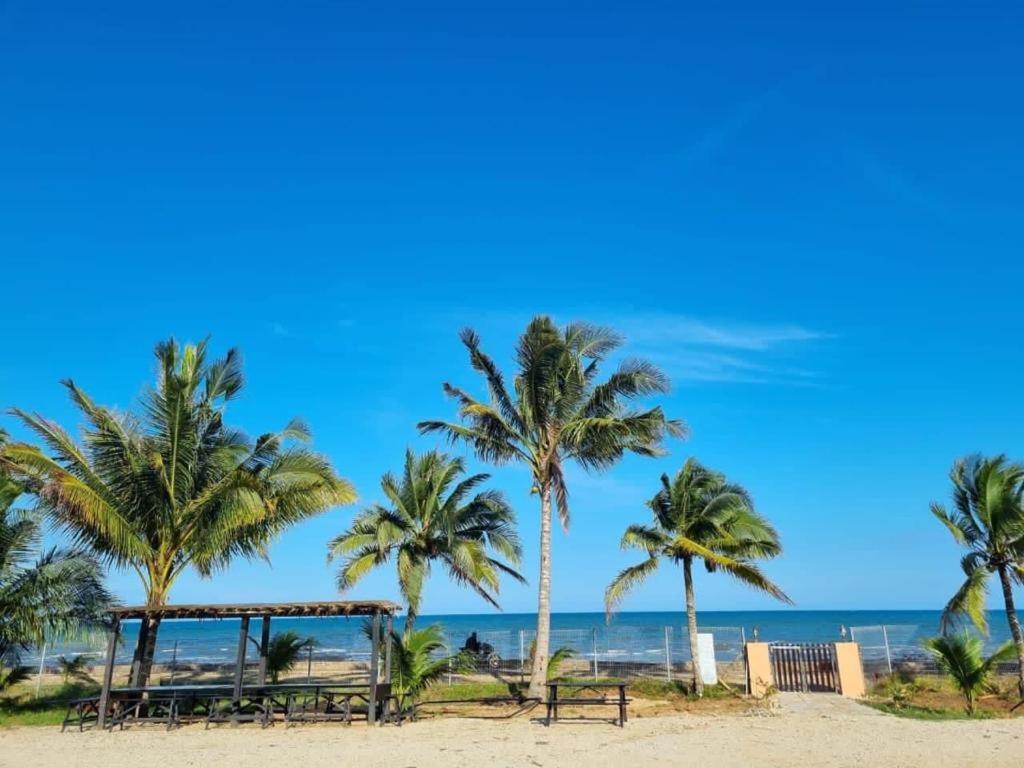 Blackstone Beach Resort Kuantan Kültér fotó